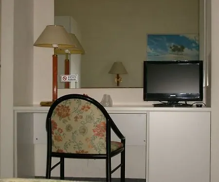 Post Hotel 2*